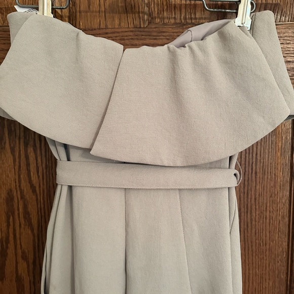 Babaton flutter jumpsuit - Picture 7 of 12